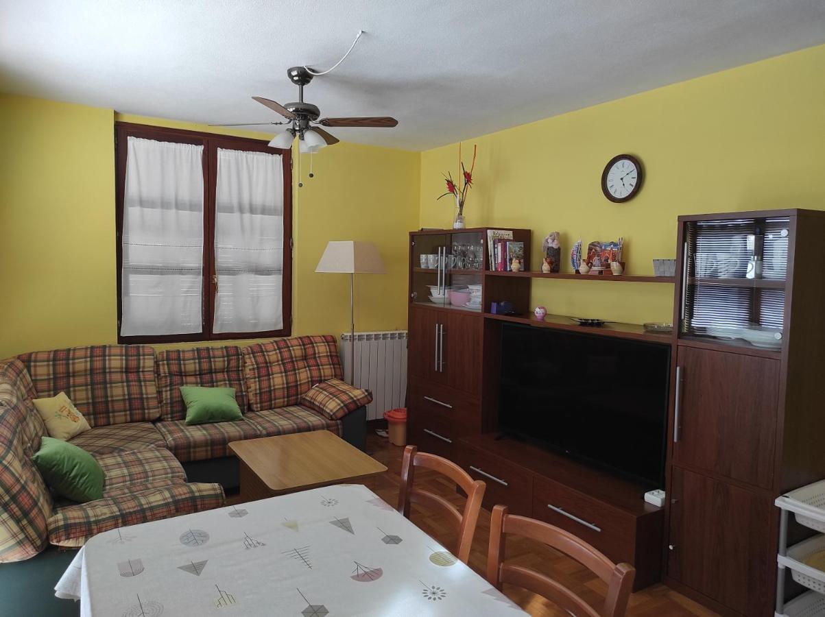 Apartamento Parque Europa Ezcaray Kültér fotó