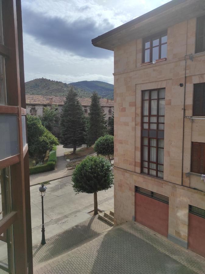 Apartamento Parque Europa Ezcaray Kültér fotó